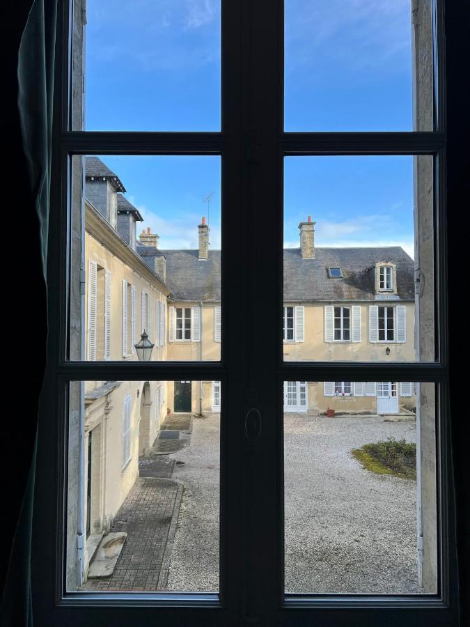 Bright Apt 70M2 In Bayeux Historic Center W Pkg Eksteriør bilde