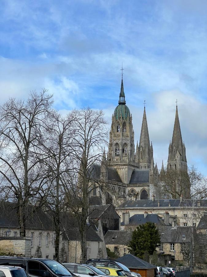 Bright Apt 70M2 In Bayeux Historic Center W Pkg Eksteriør bilde